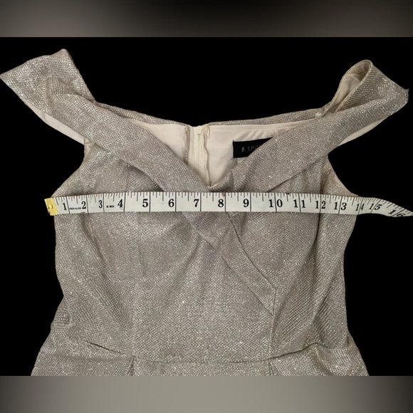 B. Smart Dress - Picture 4 of 9